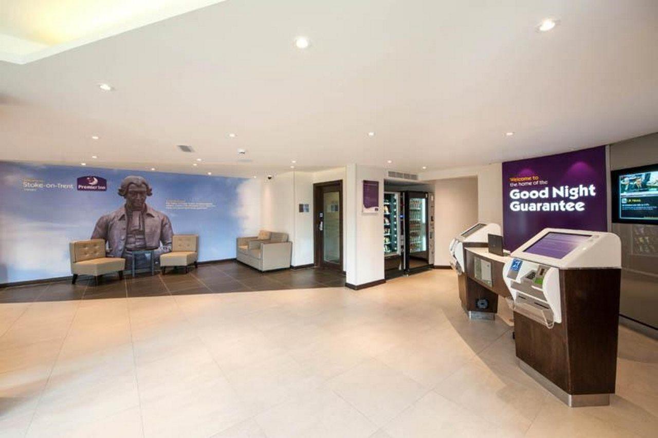 Premier Inn Stoke-On-Trent מראה חיצוני תמונה